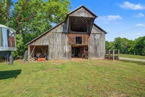 175 Gentry Gray Road Cadiz KY 42211