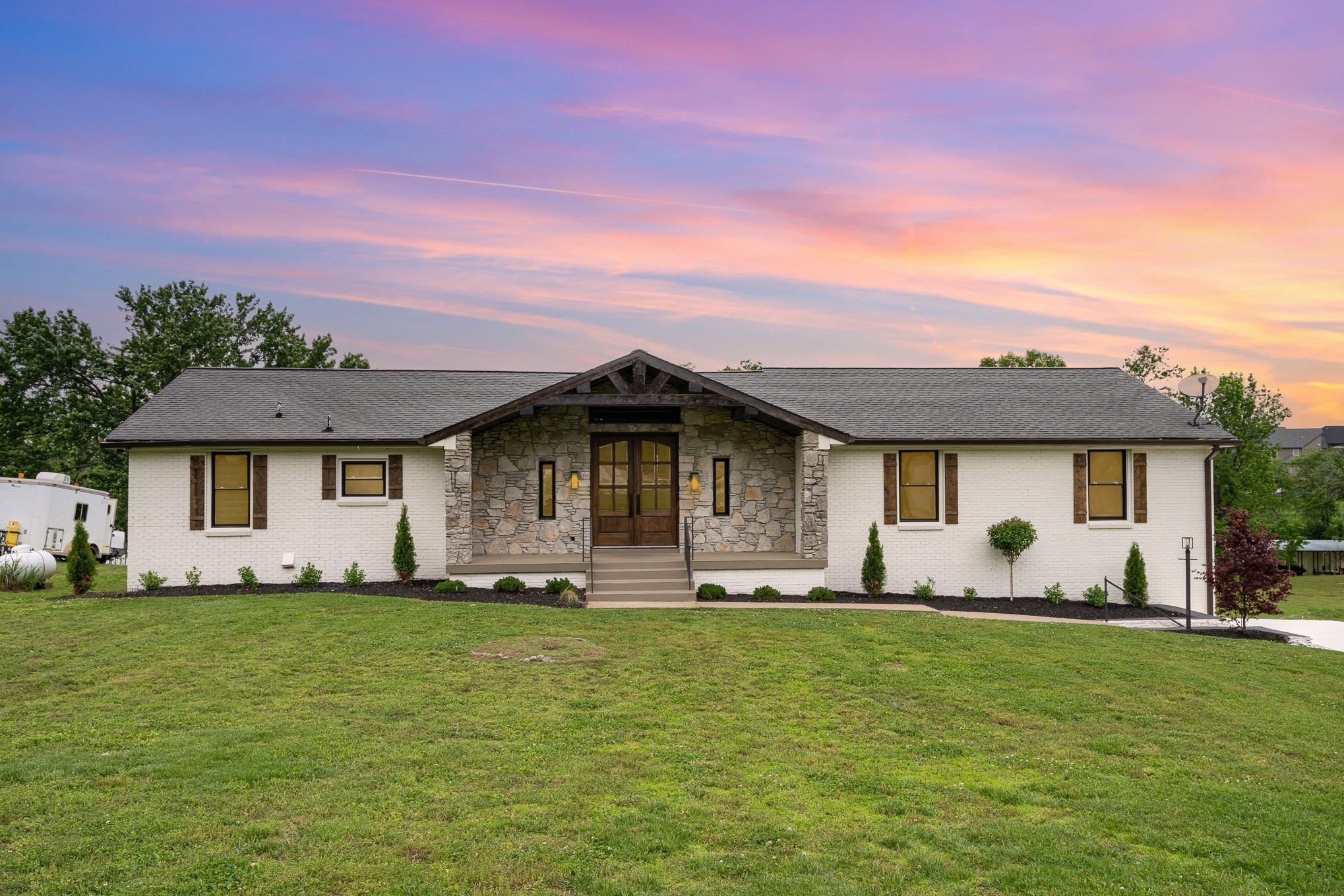 95 Short Drive Mount Juliet TN 37122