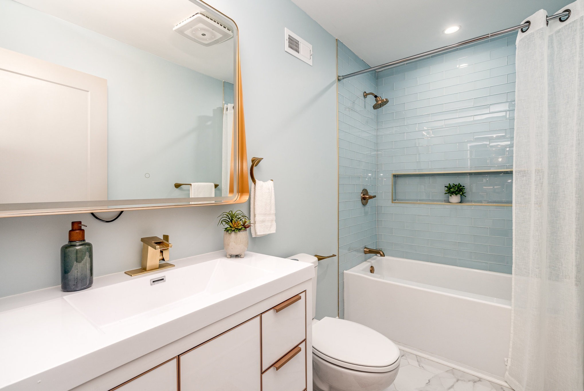 95 Short Drive Mount Juliet TN 37122
