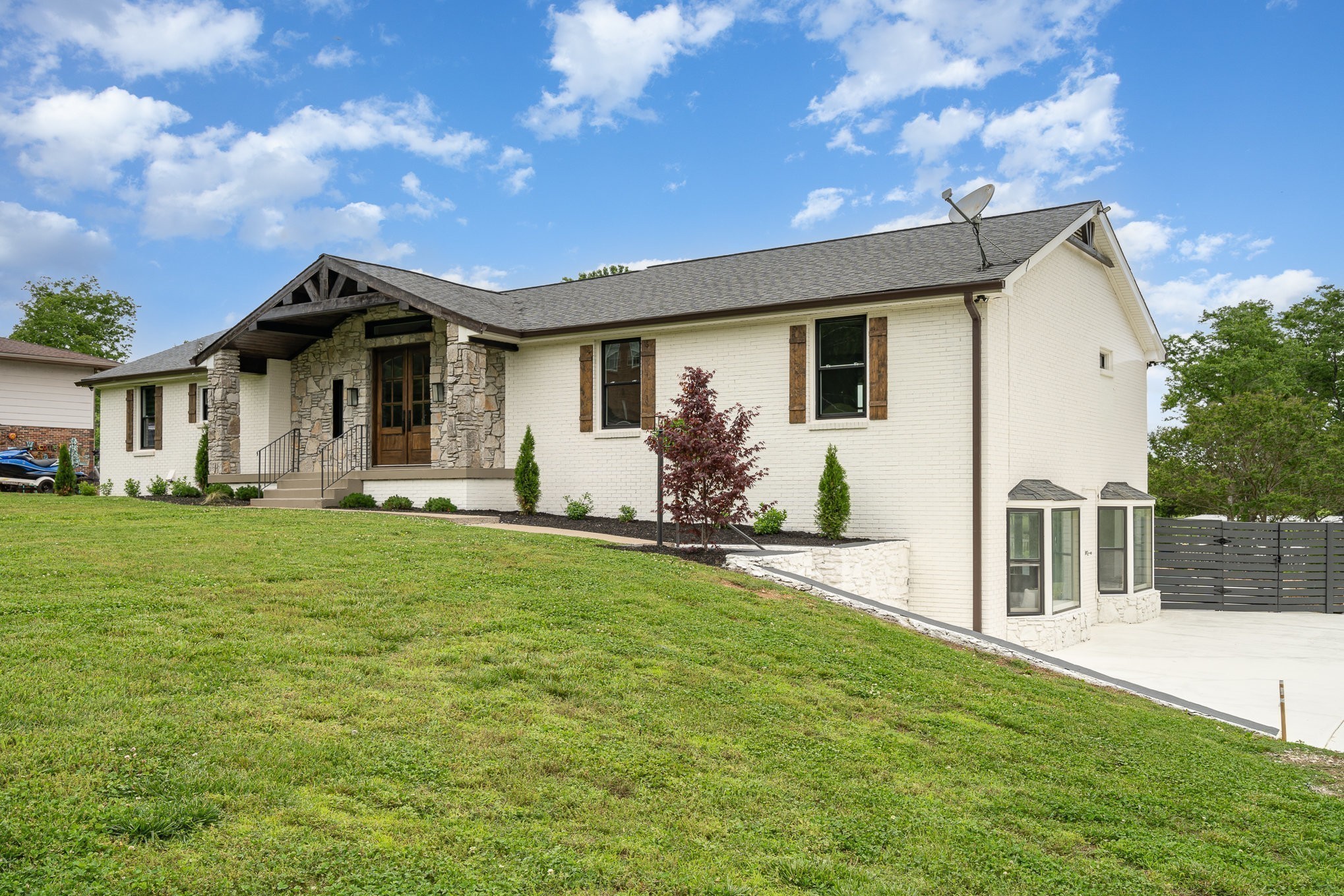 95 Short Drive Mount Juliet TN 37122