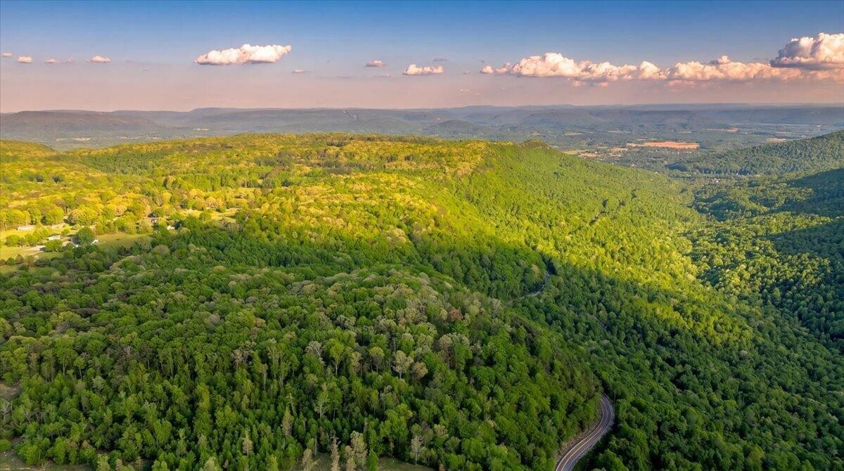 0 Sequatchie Mountain Road Sequatchie TN 37374