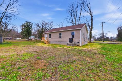 104 Fairground Drive Waverly TN 37185
