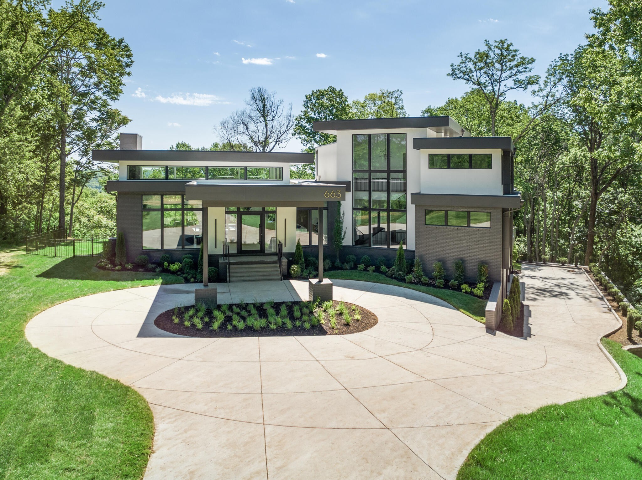 663 Hunters Trail Nashville TN 37209