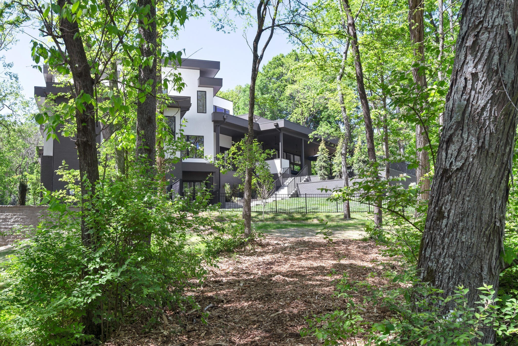 663 Hunters Trail Nashville TN 37209