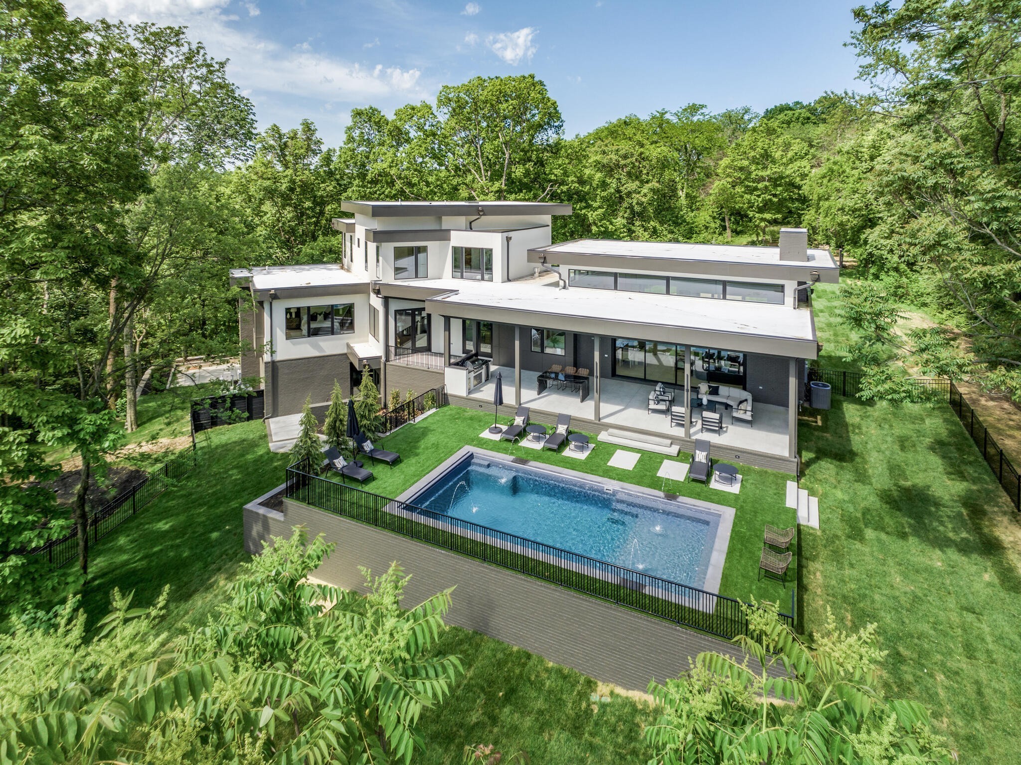 663 Hunters Trail Nashville TN 37209