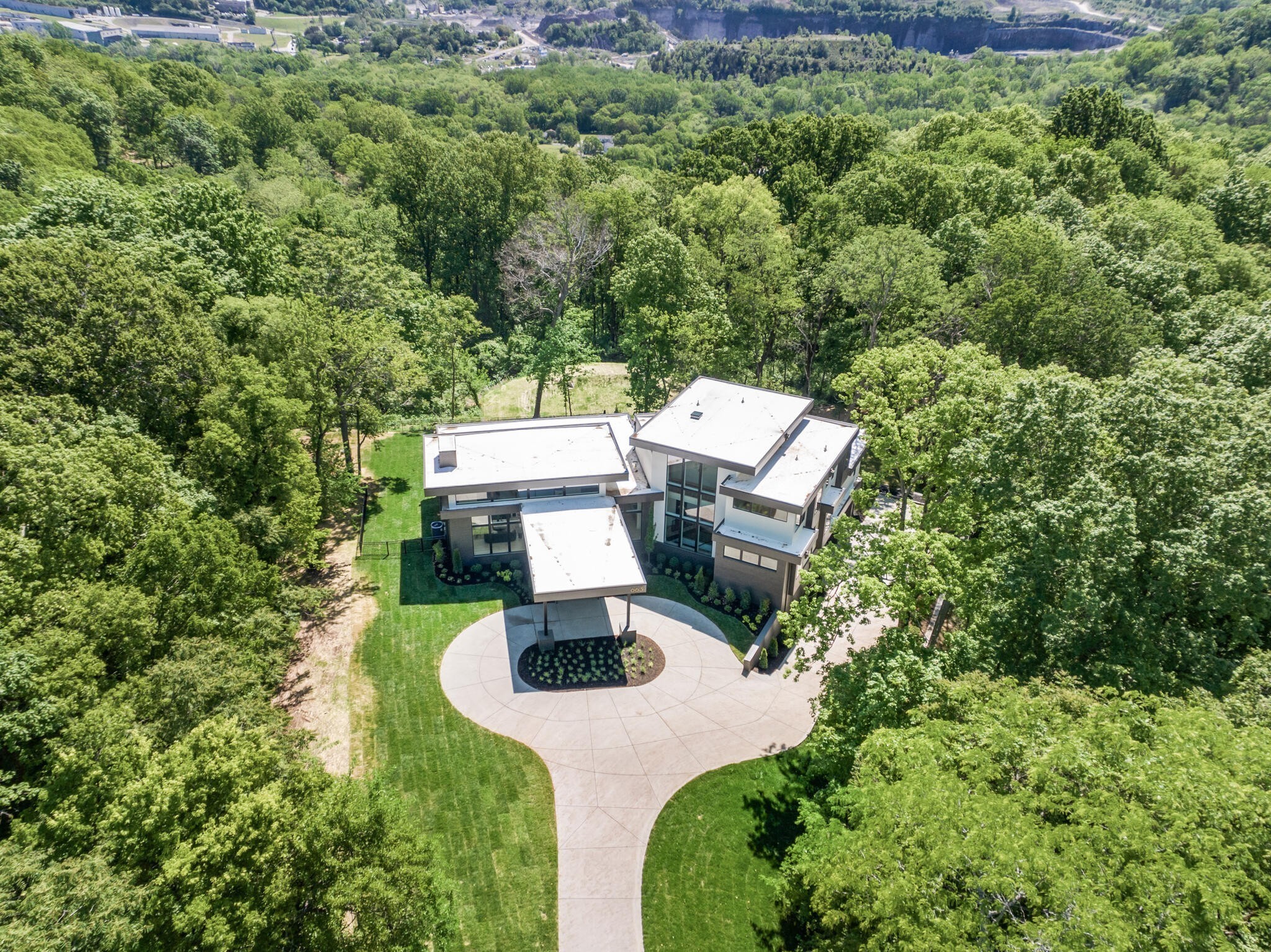 663 Hunters Trail Nashville TN 37209