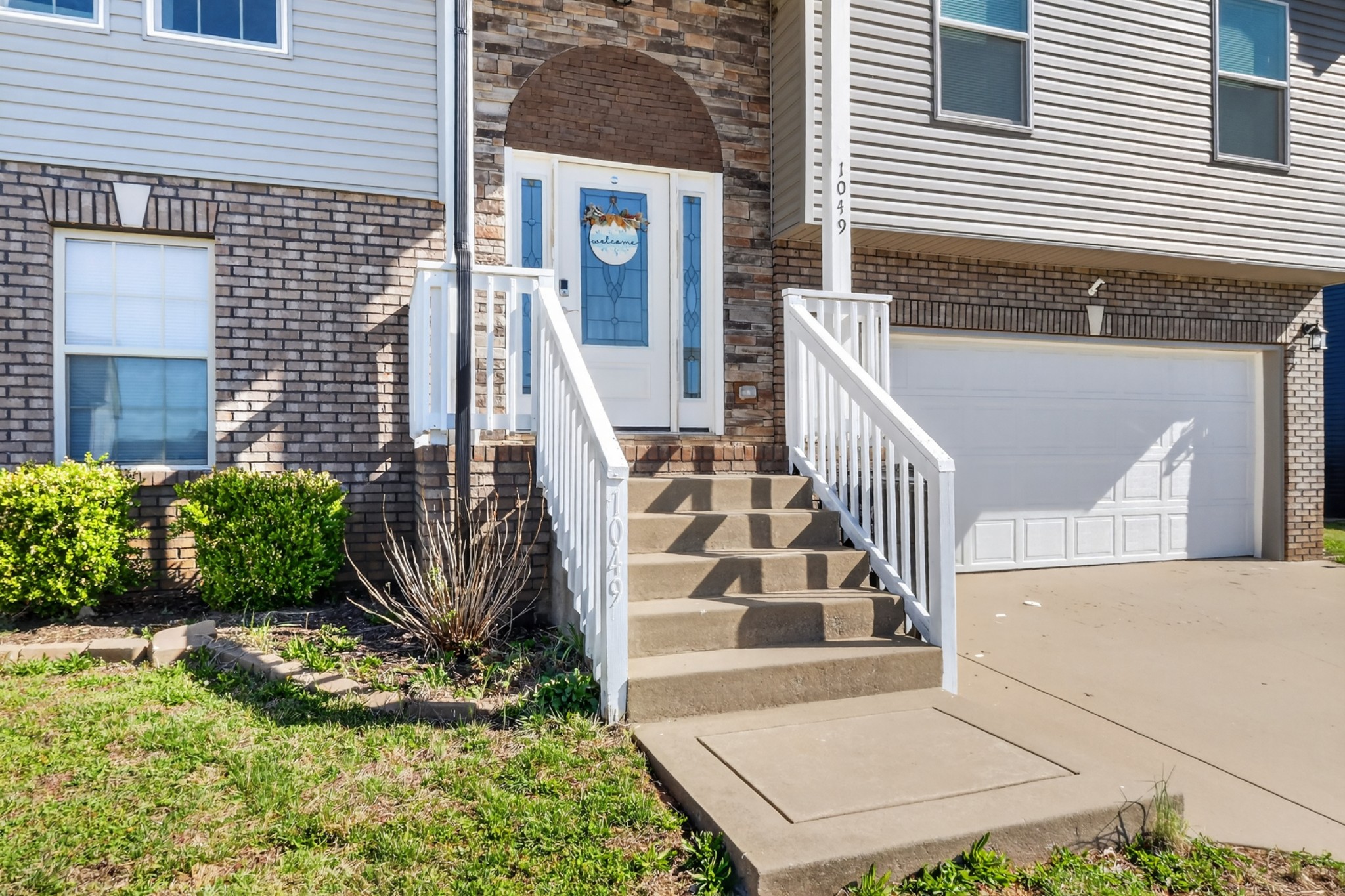 1049 Charles Thomas Drive Clarksville TN 37042