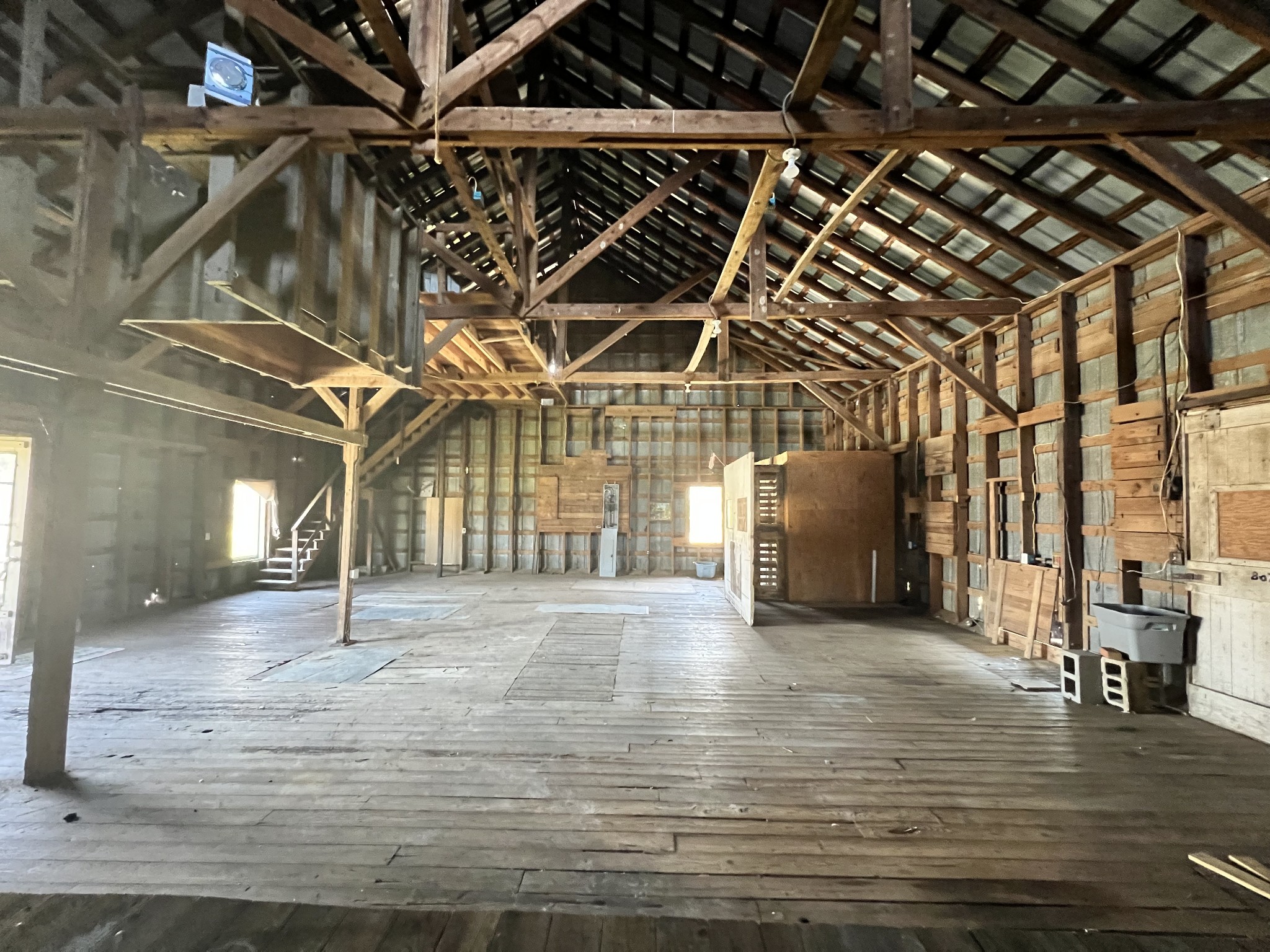 108 Hinkle Hill St, E Bell Buckle TN 37020