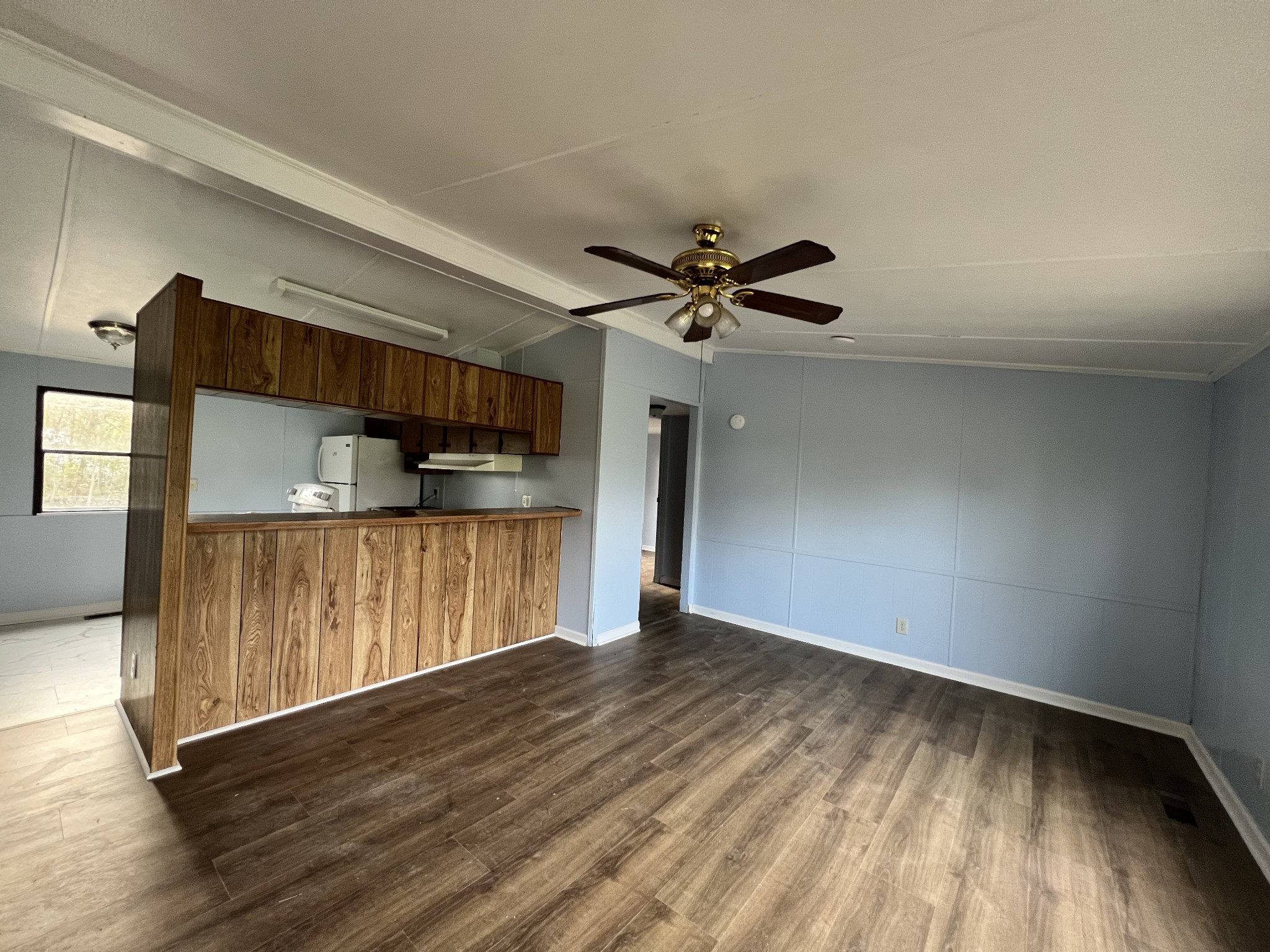 108 Hinkle Hill St, E Bell Buckle TN 37020