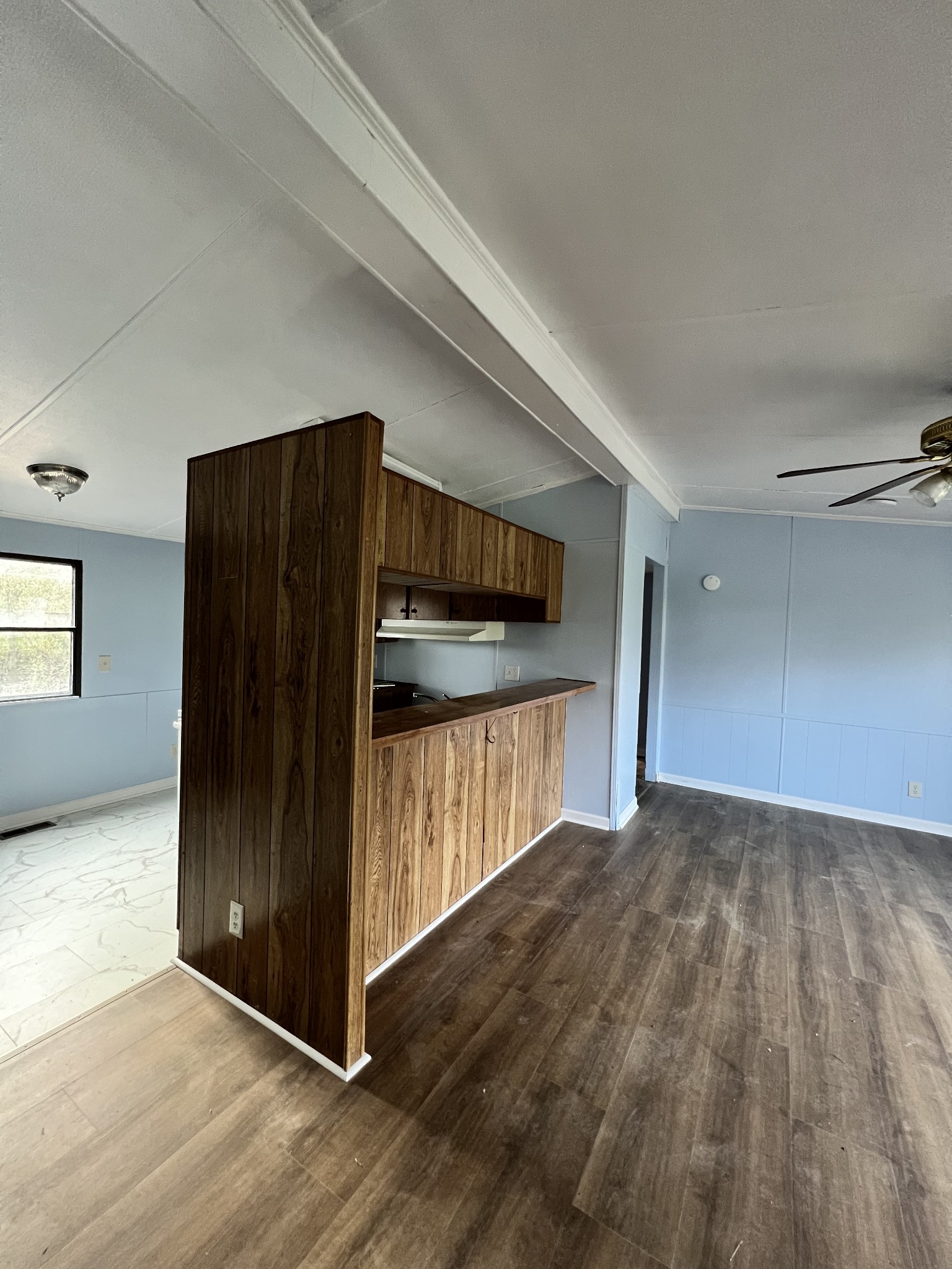 108 Hinkle Hill St, E Bell Buckle TN 37020