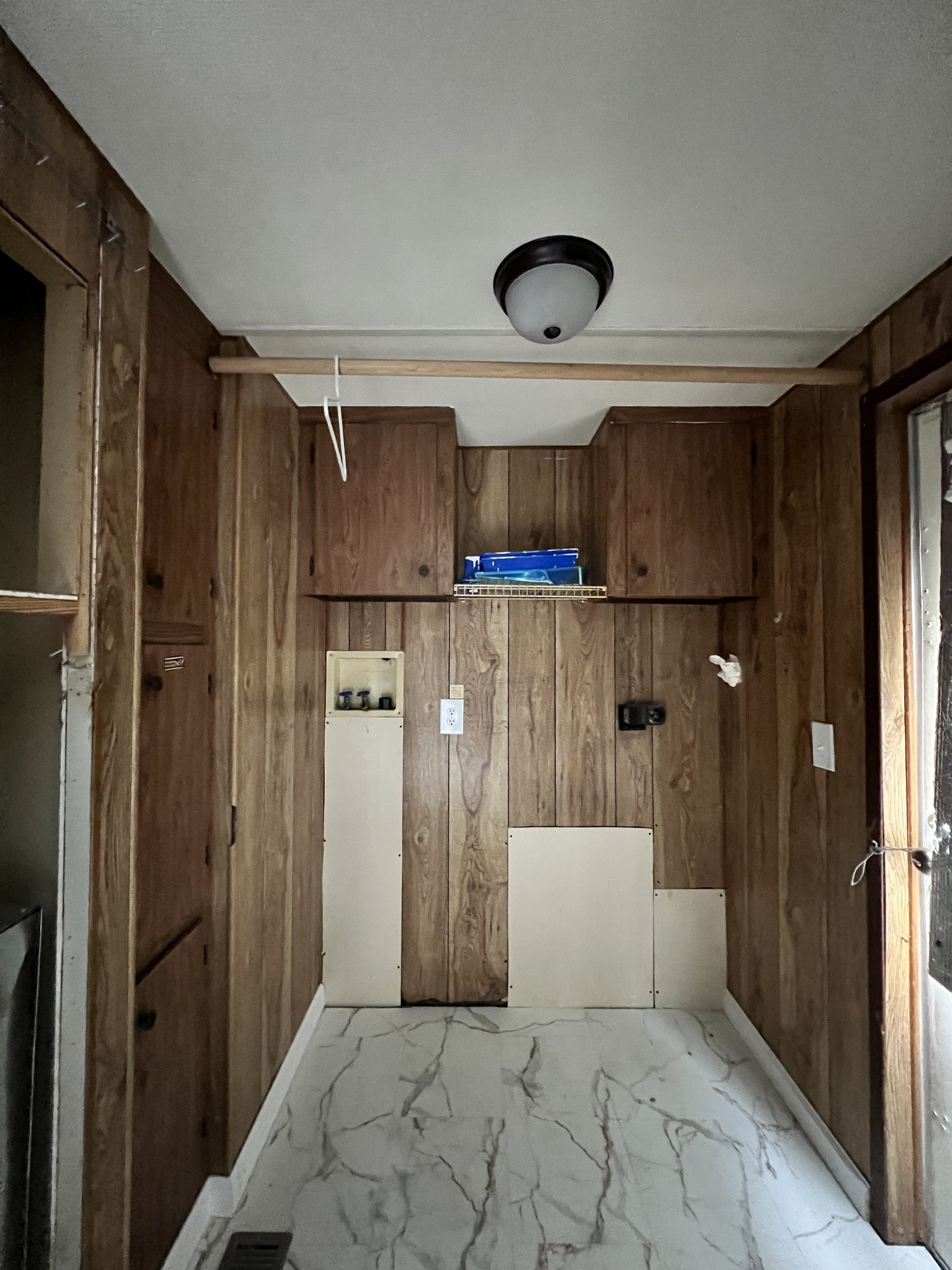 108 Hinkle Hill St, E Bell Buckle TN 37020