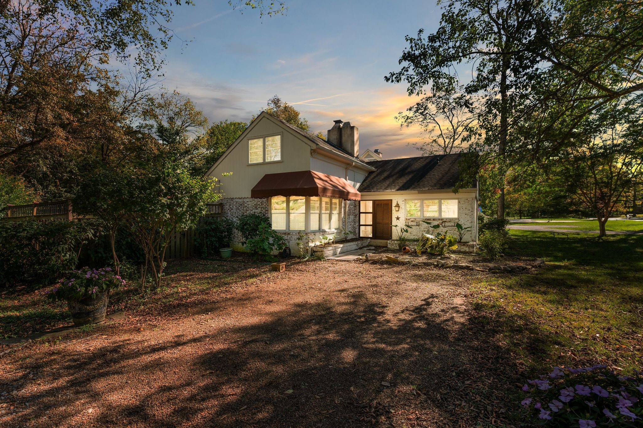 201 Brookfield Avenue Nashville TN 37205