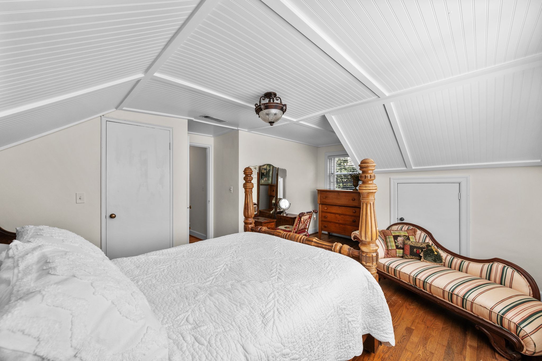 201 Brookfield Avenue Nashville TN 37205
