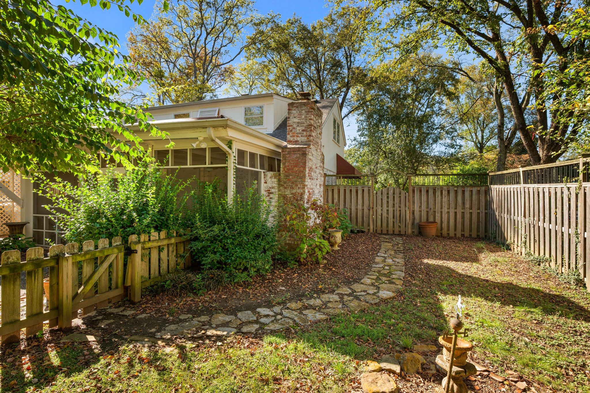 201 Brookfield Avenue Nashville TN 37205