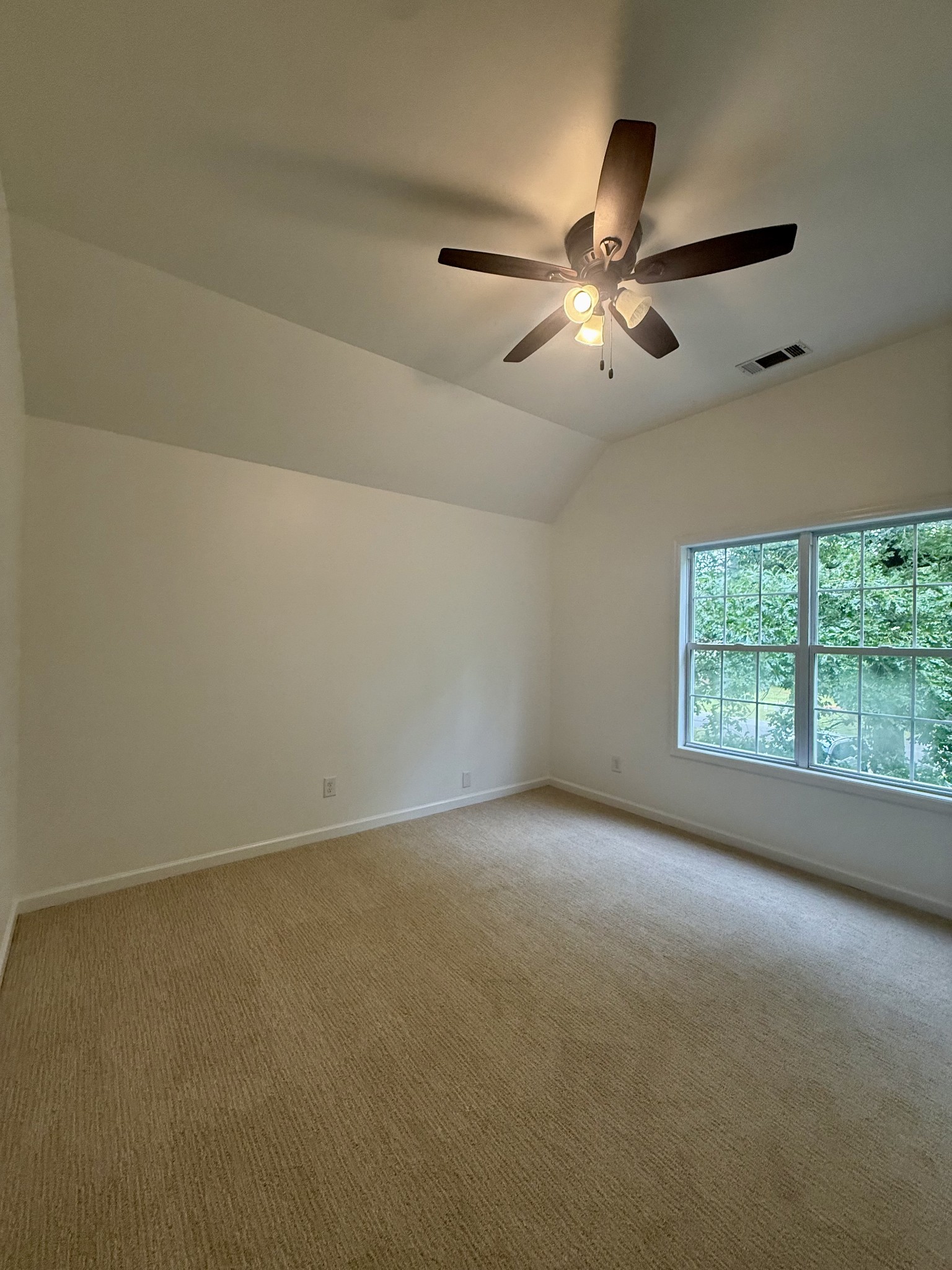 43 Hawthorne Dr, N Lawrenceburg TN 38464