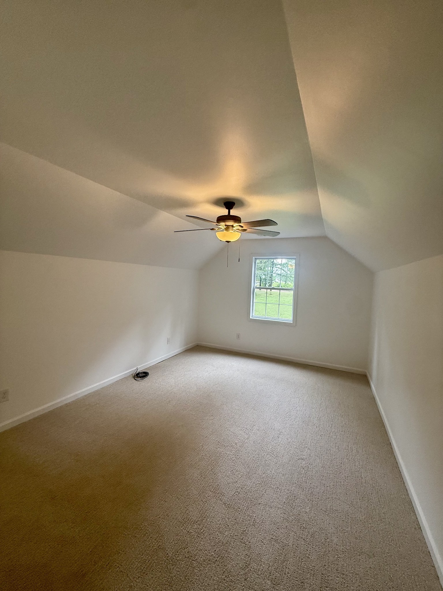 43 Hawthorne Dr, N Lawrenceburg TN 38464