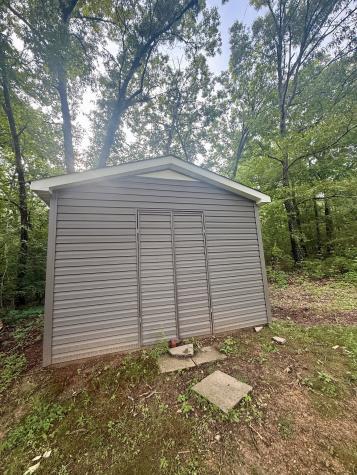 43 Hawthorne Dr, N Lawrenceburg TN 38464