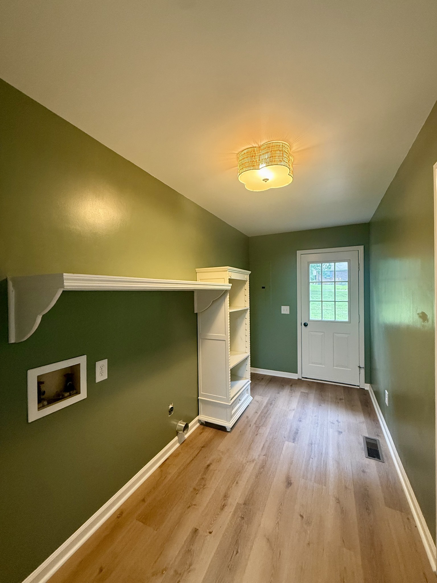 43 Hawthorne Dr, N Lawrenceburg TN 38464