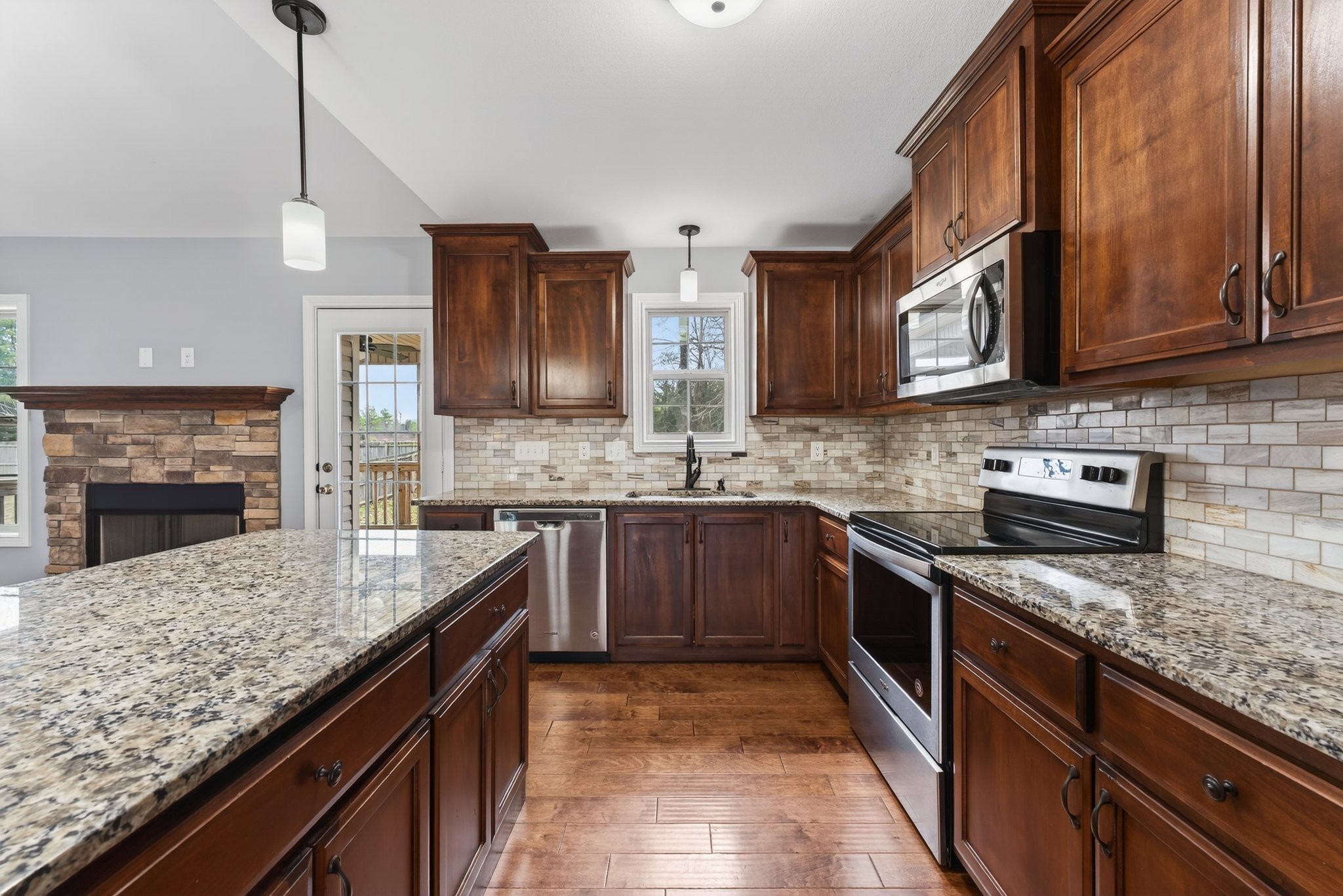 1684 Putnum Drive Clarksville TN 37042