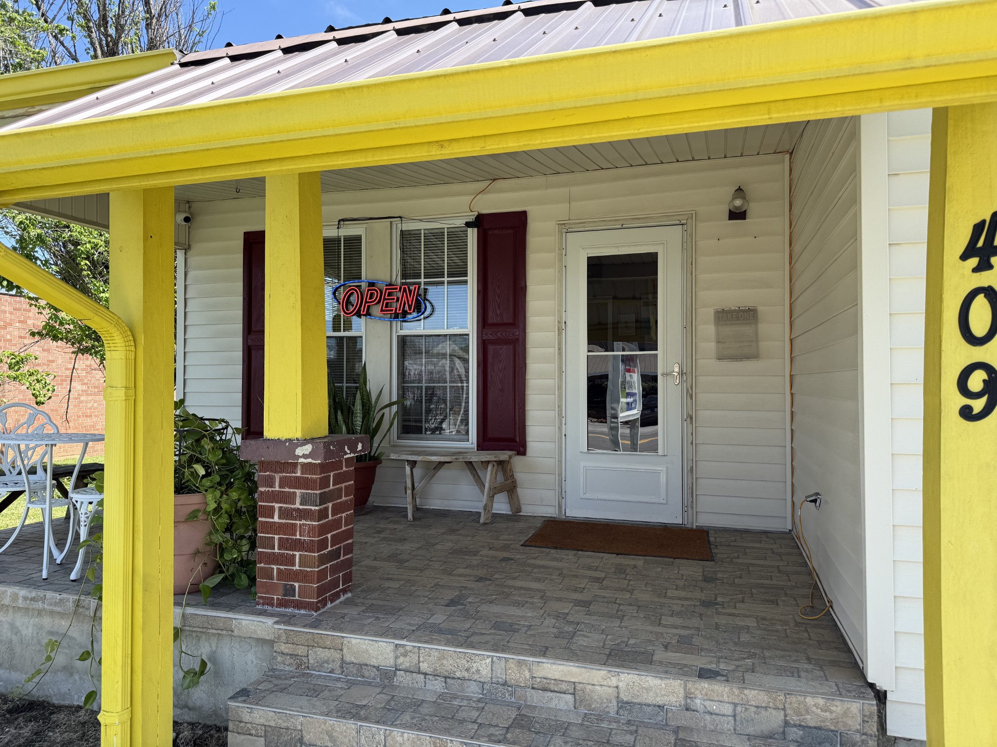 409 Brown Street Celina TN 38551