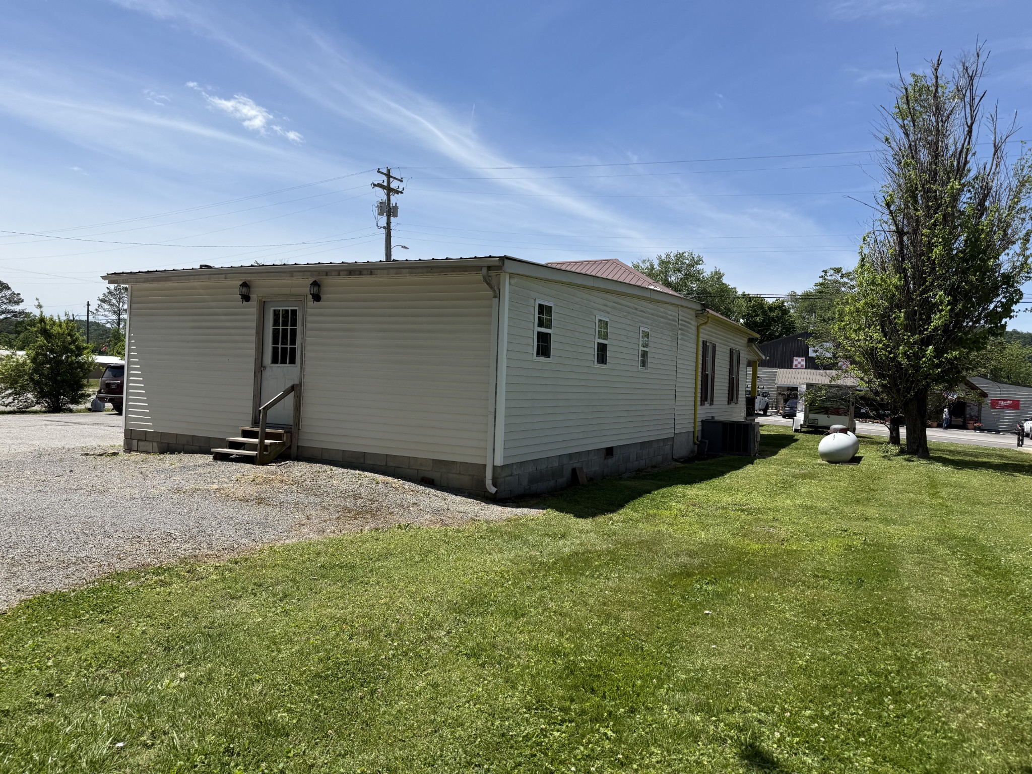 409 Brown Street Celina TN 38551