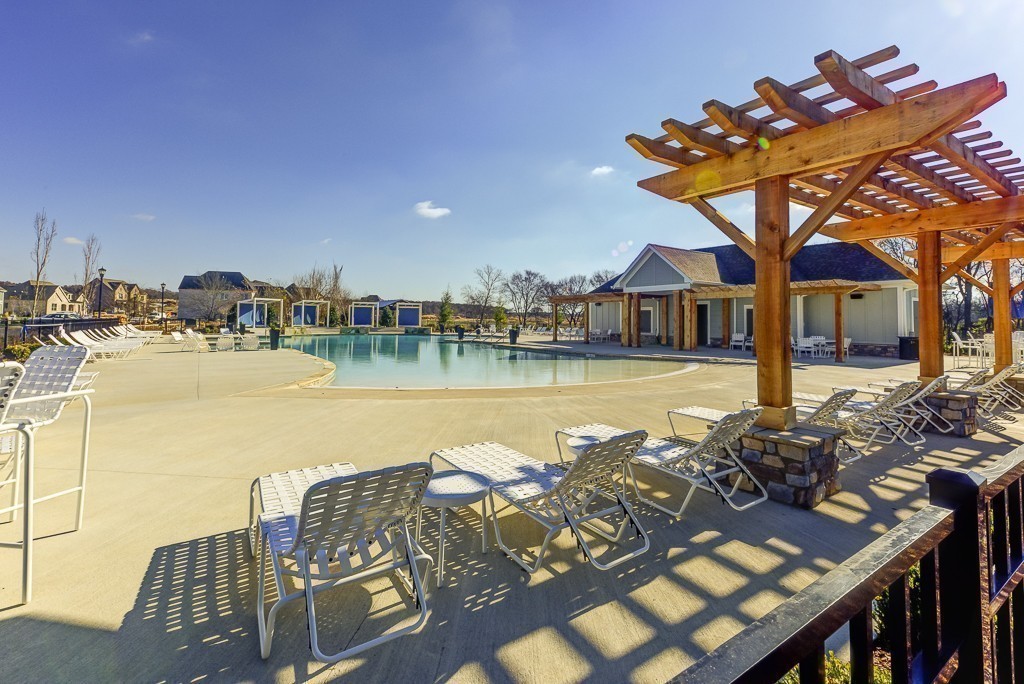 221 Tahoe Alley Spring Hill TN 37174