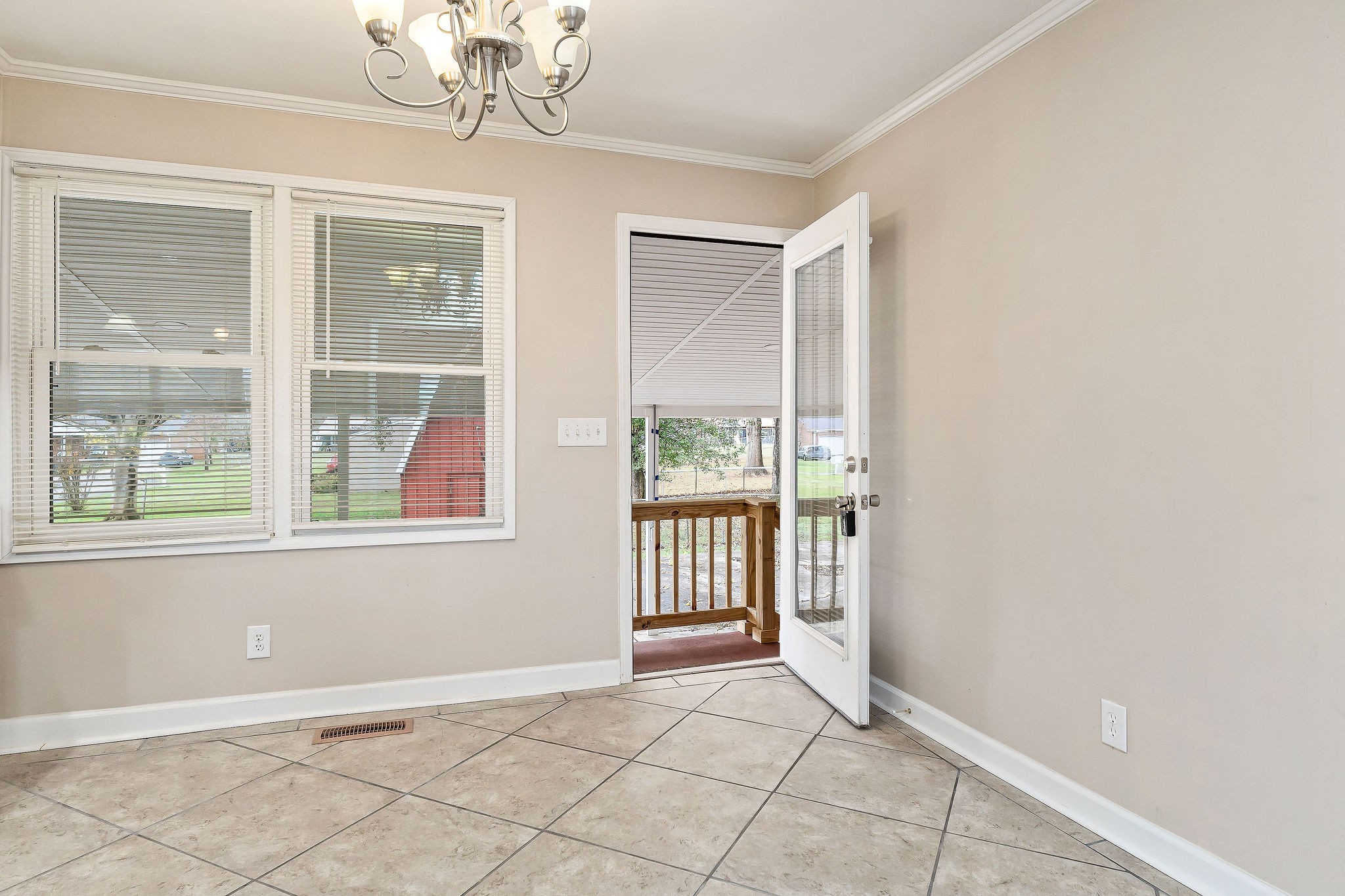 118 Van Buren Street Mcminnville TN 37110