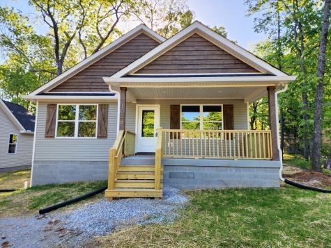 103D Oak Park Drive Dickson TN 37055
