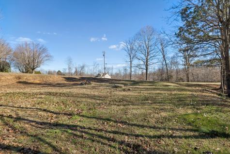 1053 Pack Road White Bluff TN 37187