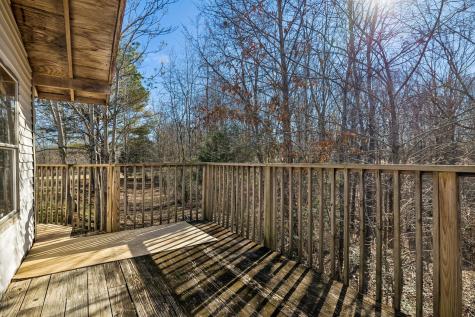 1053 Pack Road White Bluff TN 37187