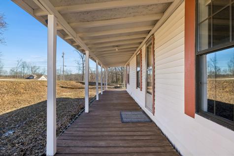 1053 Pack Road White Bluff TN 37187
