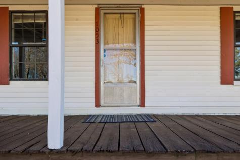 1053 Pack Road White Bluff TN 37187