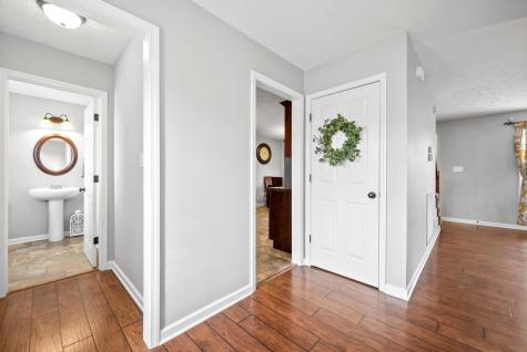 687 Fox Hound Drive Clarksville TN 37040
