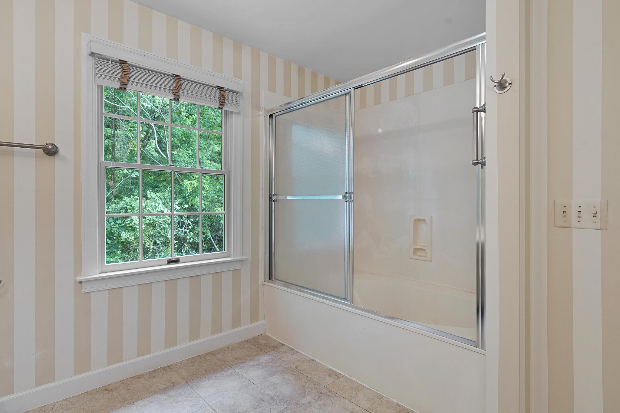 1014 Ariel Lane Chattanooga TN 37405