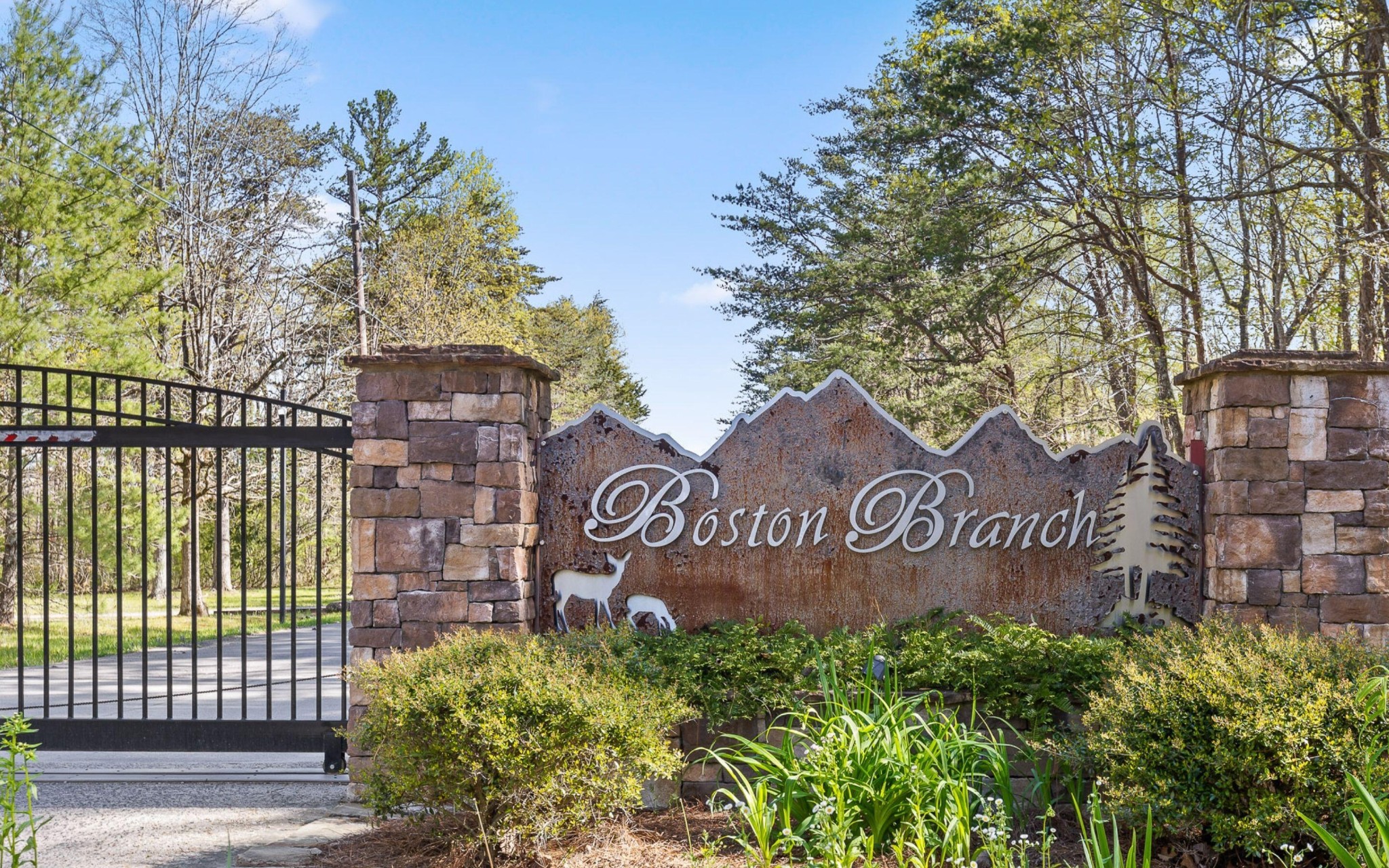 2593 Boston Branch Circle Signal Mountain TN 37377