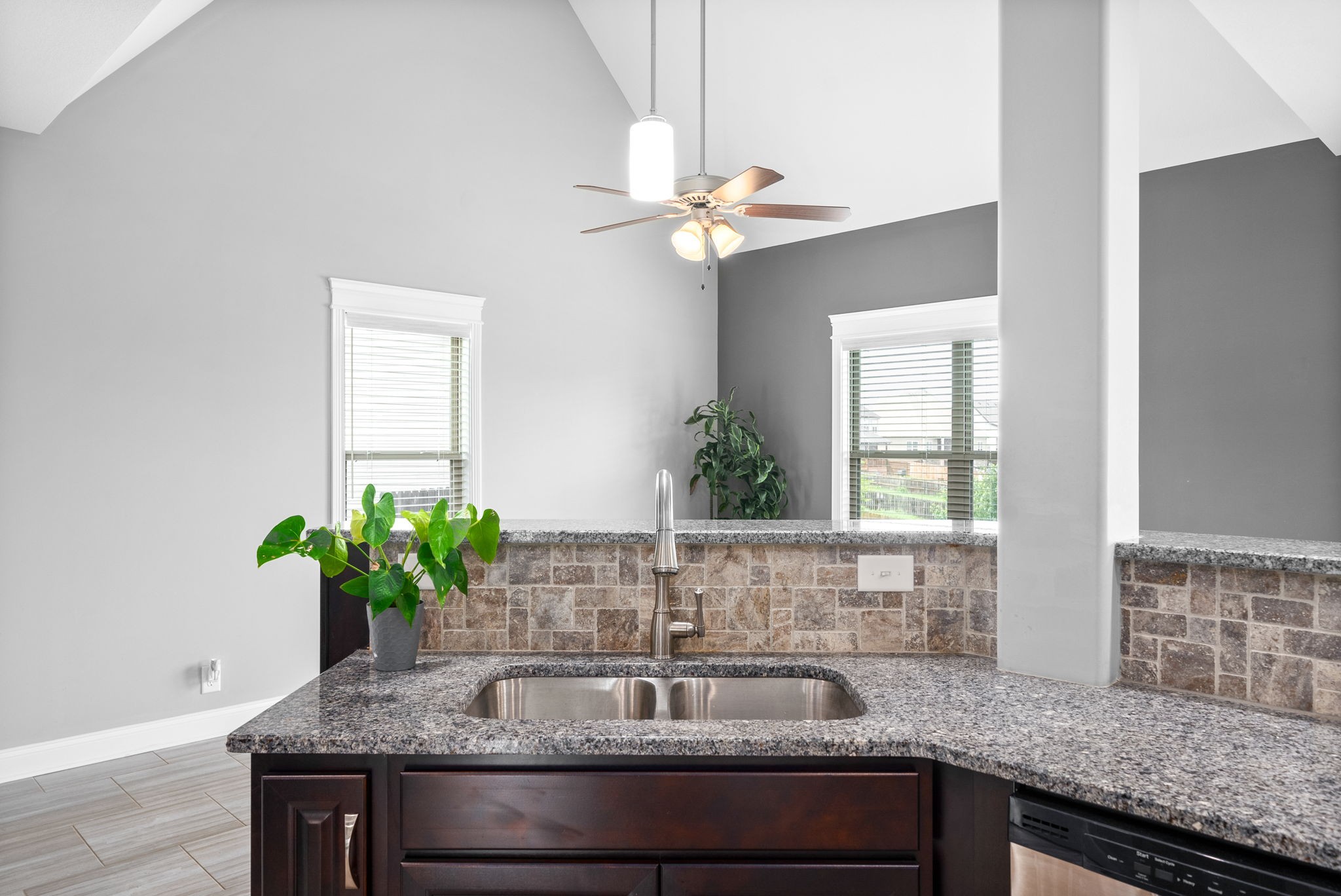 1213 Juniper Pass Clarksville TN 37043