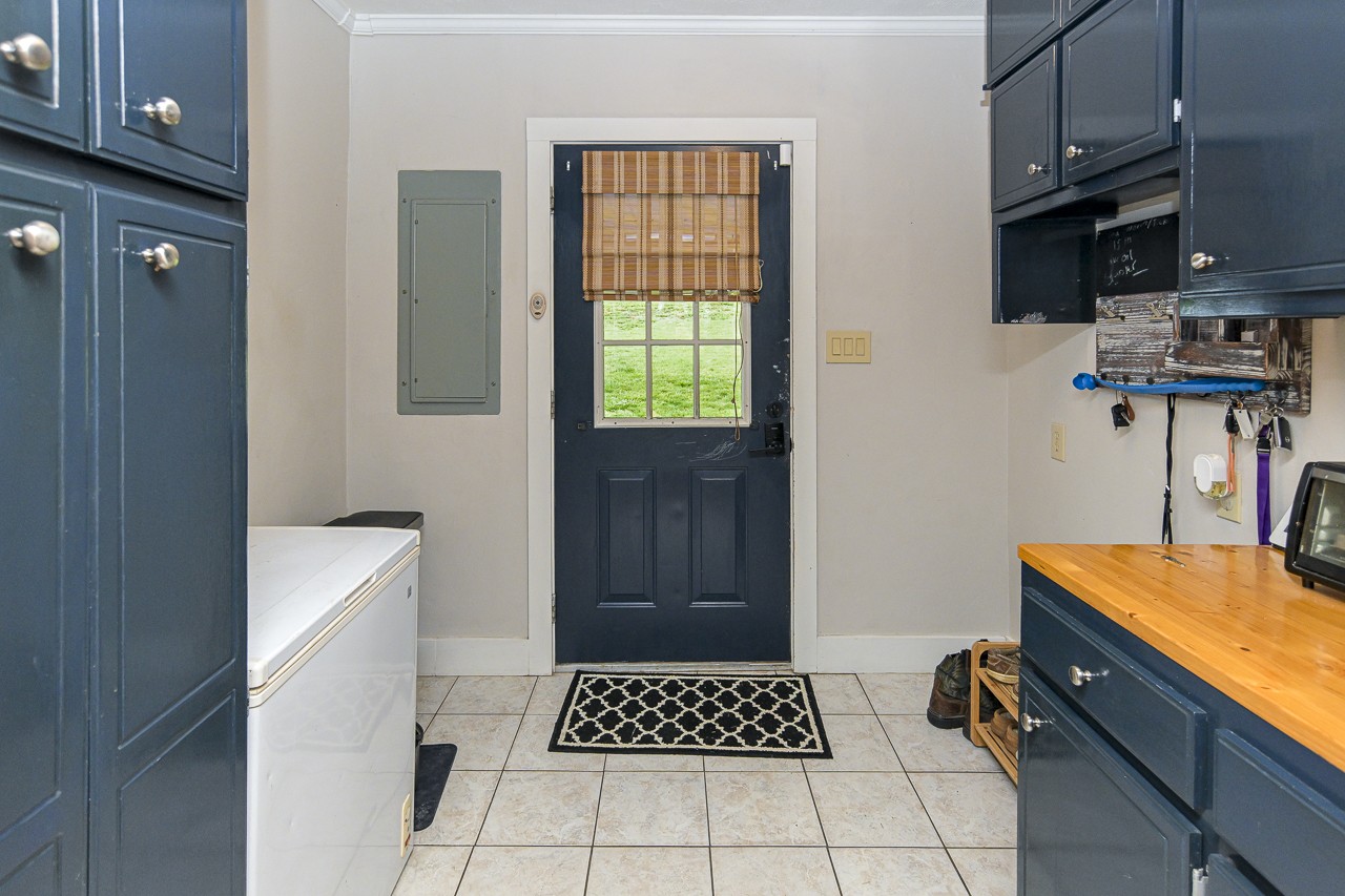6933 Winchester Highway Winchester TN 37398
