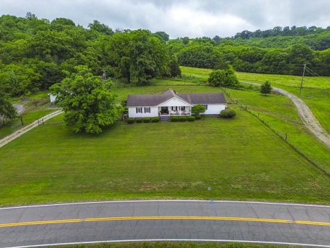 6933 Winchester Highway Winchester TN 37398