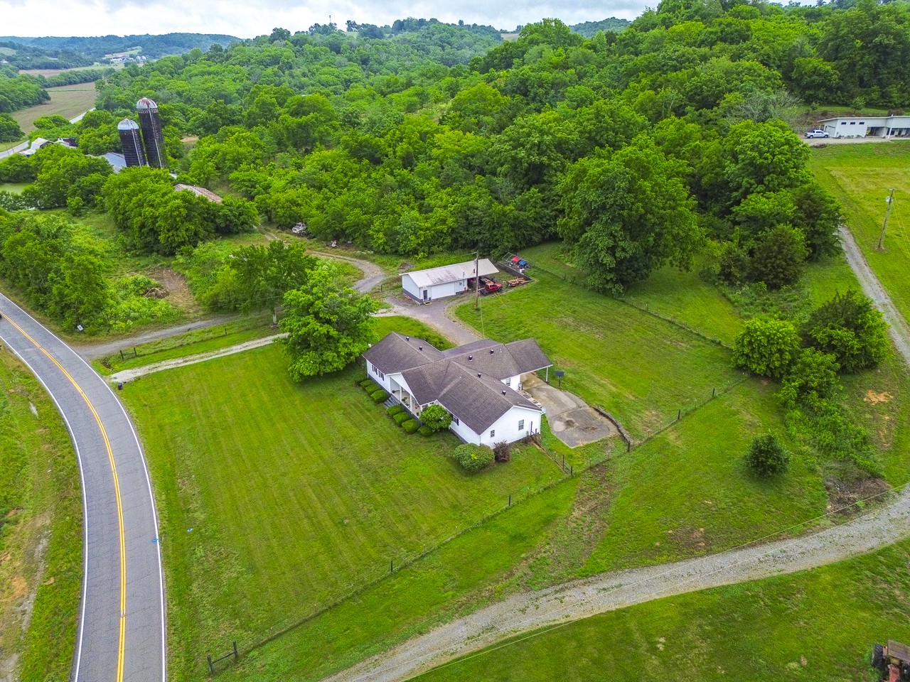 6933 Winchester Highway Winchester TN 37398
