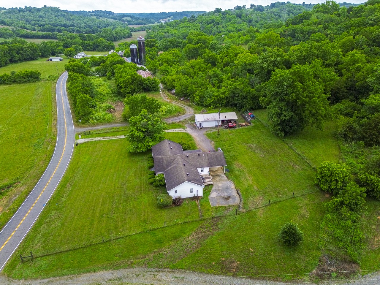 6933 Winchester Highway Winchester TN 37398