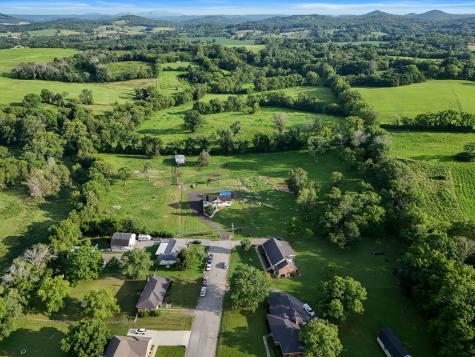 125 Hillwood Acres Alexandria TN 37012