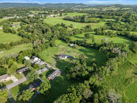 125 Hillwood Acres Alexandria TN 37012