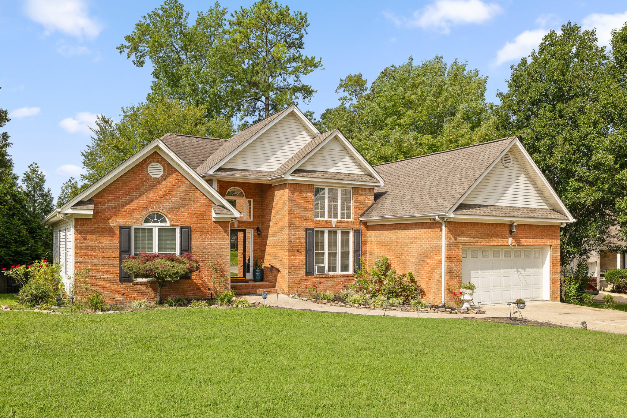 2137 Sargent Daly Drive Chattanooga TN 37421