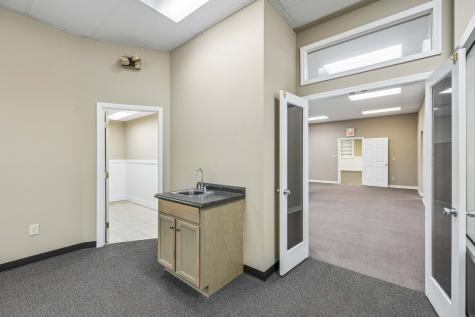 112 W Lauderdale Street Tullahoma TN 37388