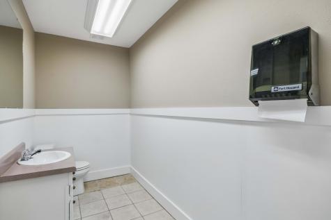 112 W Lauderdale Street Tullahoma TN 37388