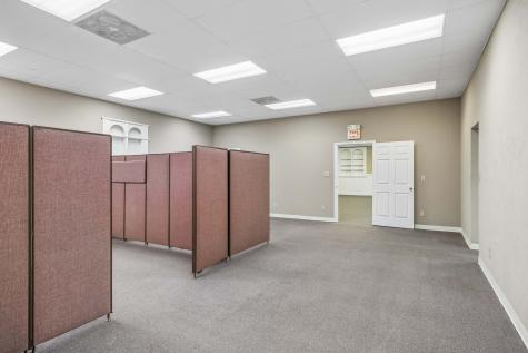 112 W Lauderdale Street Tullahoma TN 37388