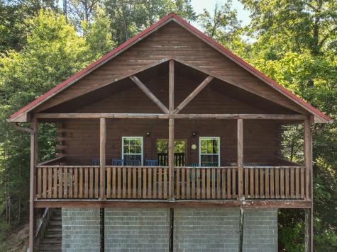 3507 Peggy Lane Pigeon Forge TN 37863