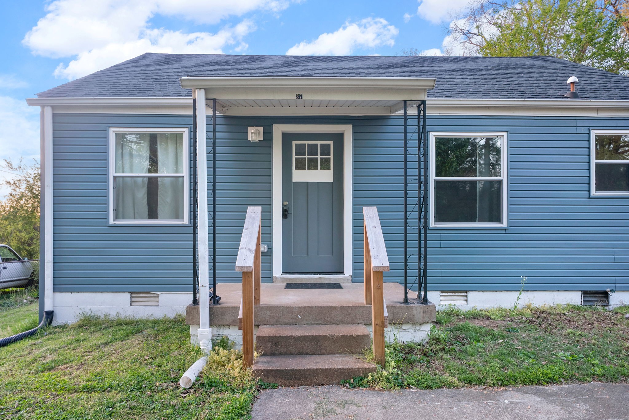 37 Maple Street Clarksville TN 37042