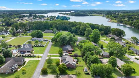 240 Brandi Circle Winchester TN 37398