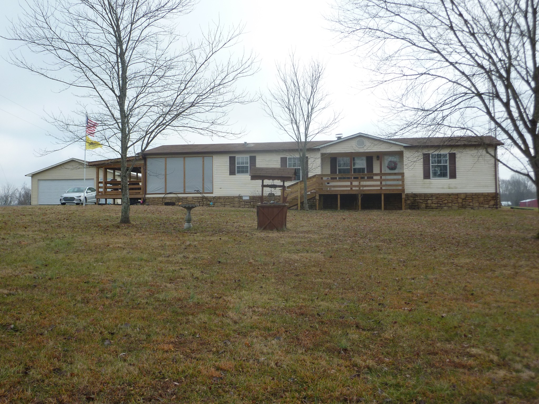 1852 Spring Creek Road Lafayette TN 37083